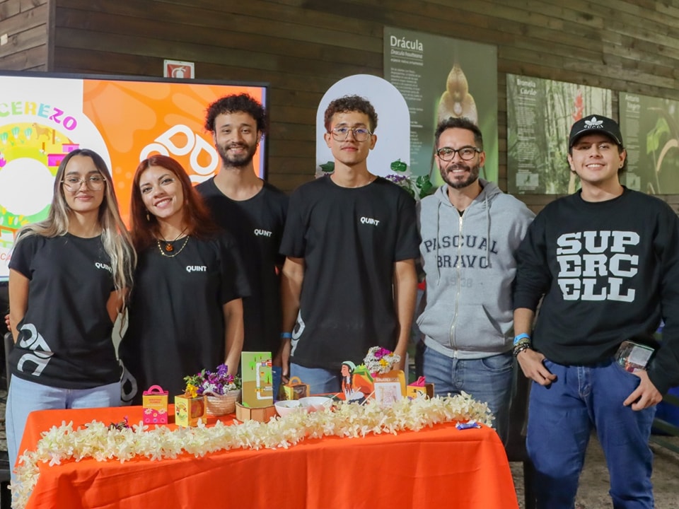 Estudiantes pascualinos acompañaron a propietarios de fincas silleteras de Santa Elena para que se conviertan en destinos turísticos (1)