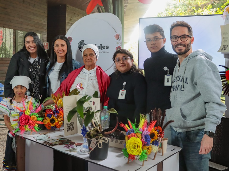Estudiantes pascualinos acompañaron a propietarios de fincas silleteras de Santa Elena para que se conviertan en destinos turísticos (2)