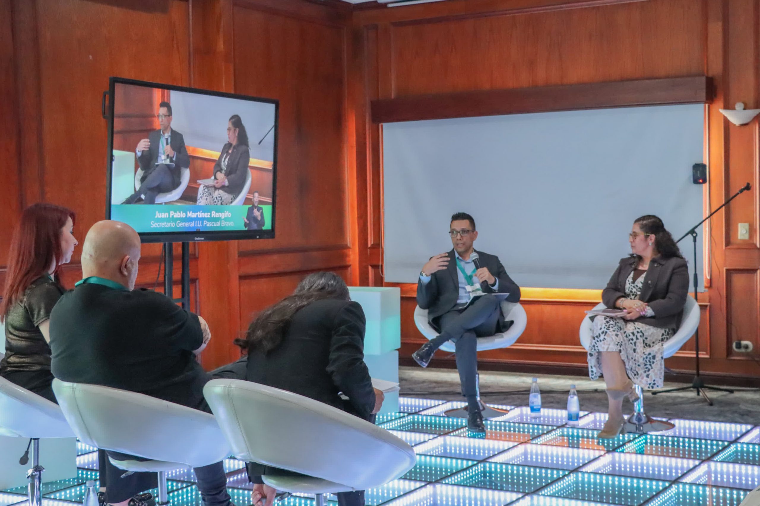 Inteligencia Artificial una apuesta transformadora para los SIAC de la educación superior en Colombia (32)